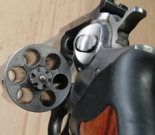 Revolveri, Ruger GP100, 357mag , Stainless,  Käytetty - Image 3